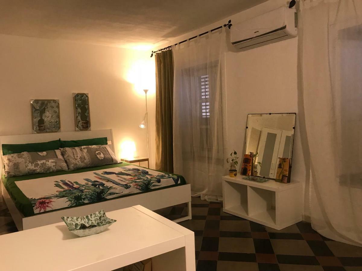 La Casa Dolce Bed & Breakfast ปาแลร์โม ภายนอก รูปภาพ